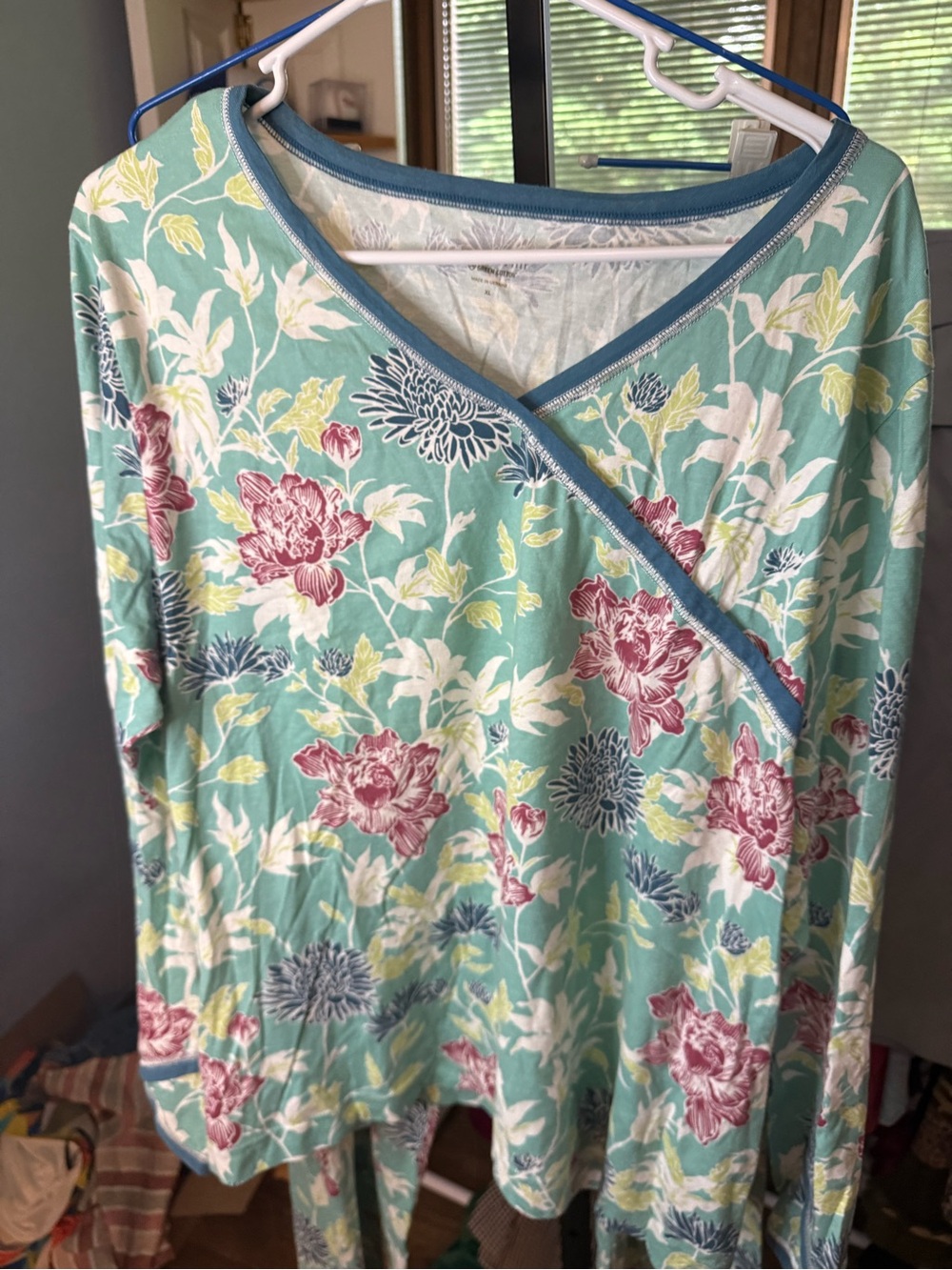 Garnet Hill Floral Wrap-Style Top in Aqua, Rose & White green cotton XL top/pant
